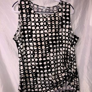 Sleeveless blouse